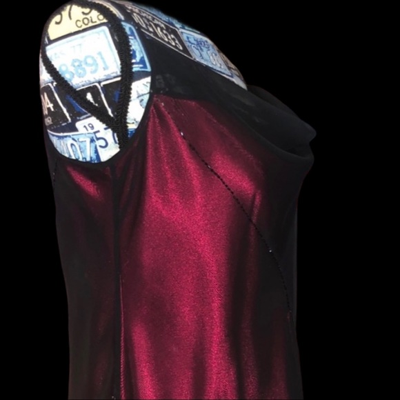 Red Satin Sheen Sequin Semi Formal Layered Petite - Picture 3 of 9